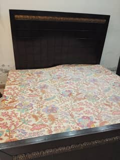 Bed + 2 side tables