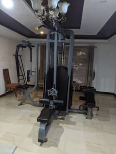 Multi Four Station|Pulldown|Rowing Machine|Leg extension|Butterfly