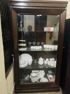 crockery showcse