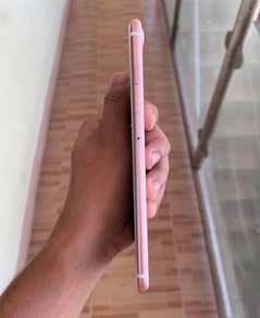 iPhone 7 plus 128 GB my WhatsApp number 03250226756