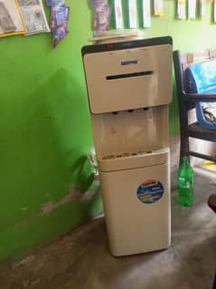 water dispenser 100% working