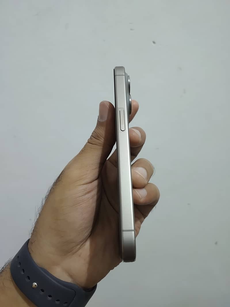 iPhone 15 pro non pta factory unlock 7