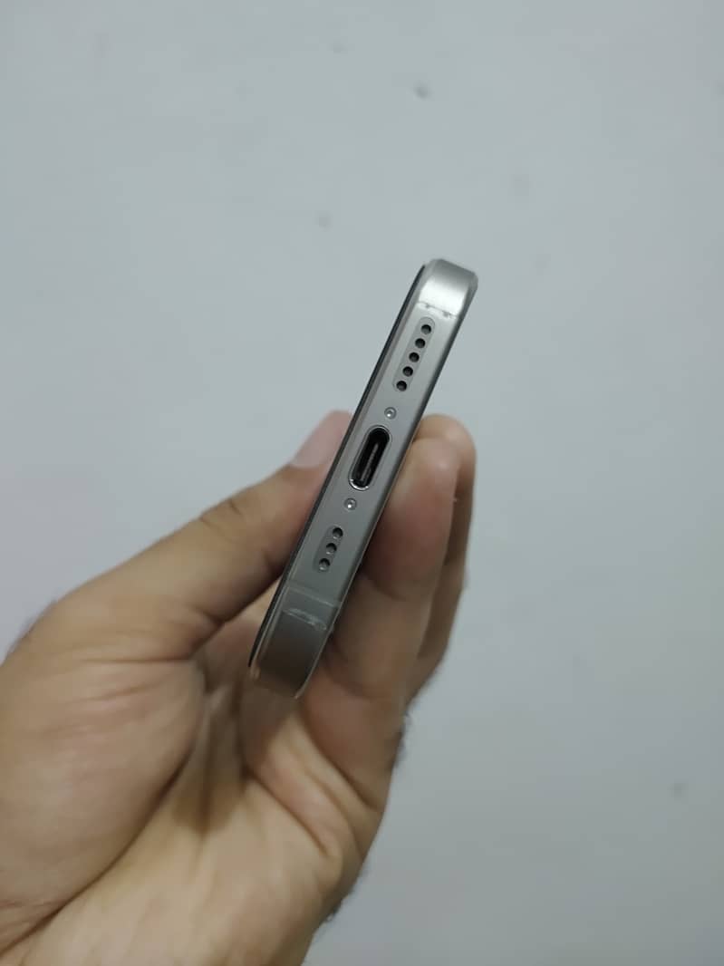 iPhone 15 pro non pta factory unlock 8