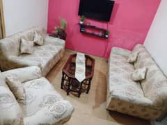 3+2+1 = 6 Seater Fancy Sofa Set