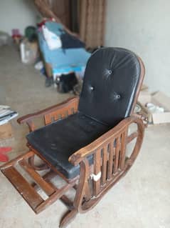 Rocking Chair | Aram de Chair | comfortable