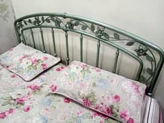 Double Bed (Iron)