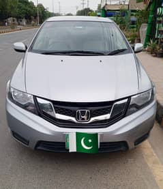 Honda City 2017 A IVTEC 1.5  Model.  Totally Genuine condition.
