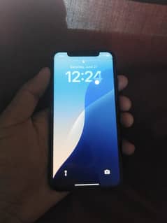 IPhone xs 64 gb non pta  zong sim working