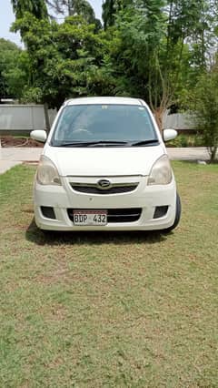 White Daihatsu Mira 2011/2015 in good condition