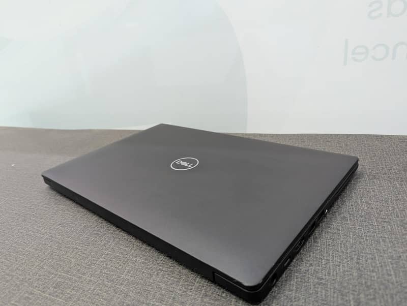 Dell latitude 7490 core i5-8 Gen 8 Gb/256 ssd Touch display 1
