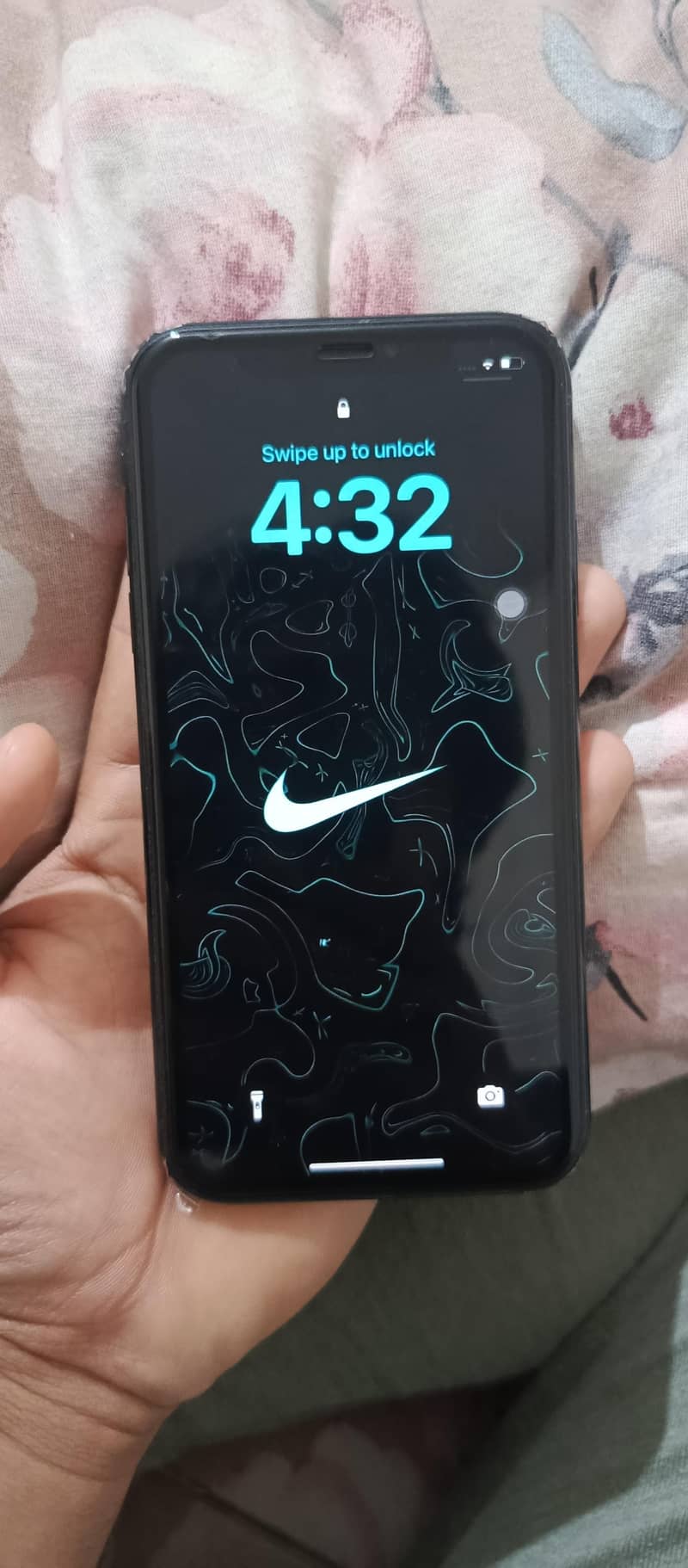 iphone XR condition 9/10  128gb non pta jv 5