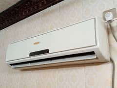 Singer Company 1.5 ton Split Ac  in good running condition for sale