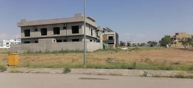 10 MARLA PARK FACING RESIDENTIAL PLOT AVAILABLE FOR SALE IN BLOCK A-1