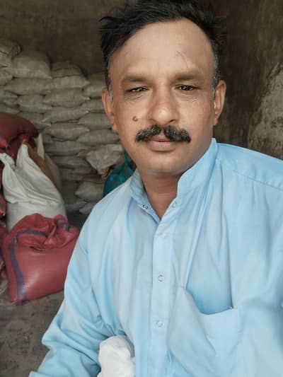 driving license hy age 40yaer 20 sal tajarba har gadi chala leta hon