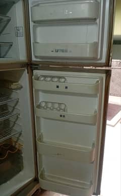 Dawlance fridge for sale