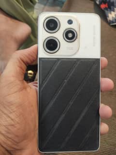 Tecno spark 10pro 8gb /128 storage