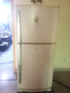 Dawlance Fridge ( Urgent Sale )