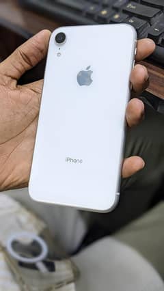 i Phone Xr 64GB