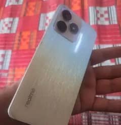 realme