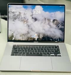 MacBook pro 2141 16" core i7  2019 modal 16gb ram 500 SSD 15" display