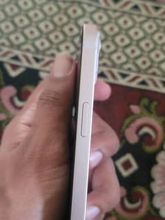 iPhone 13 fu 128 gb 10by10 of white colour
