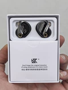  free kz box with Amazing KZ castor pro bass version with mic