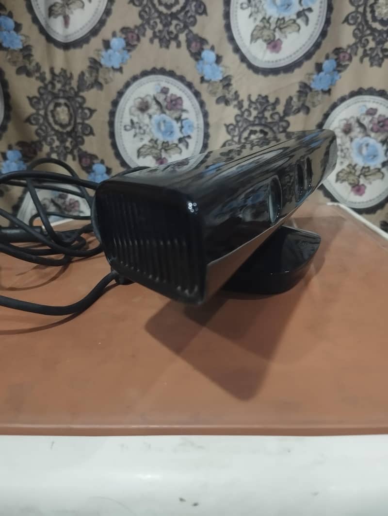 Xbox 360 Kinect sensor only 2