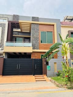 5 Marla Slightly Used House For Sale Bahria Nasheman Lahore