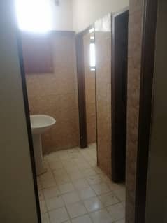 E typ 1st floor flat for rent in G-11 3 PHA
