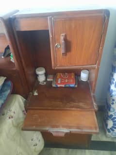 woooden double bed and side table for sale shesham wood