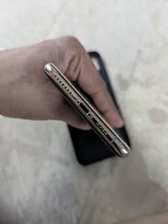 Apple iPhone XS Max / 256GB / Official PTA / Urgent Sale