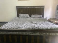 King size bed