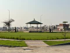 10 Marla Facing Park Plot For Sale in Lake City Sector M-5