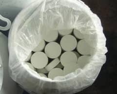 chlorine tablets for disinfection of water tanks and swimming pools