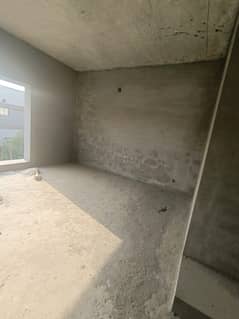 10 Marla Hottest Location Gray Structure House for Sale in Bahria Town, Lahore