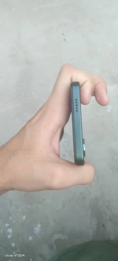 VIVO Y04