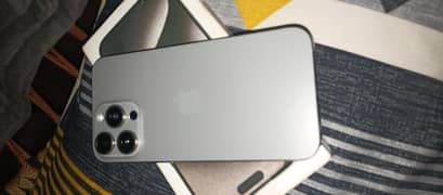 Iphone 15 pro max Natural Titanium Non Pta Dubai Version