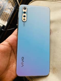 VIVO S1   8/256