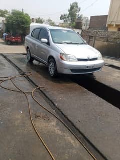 Toyota platz