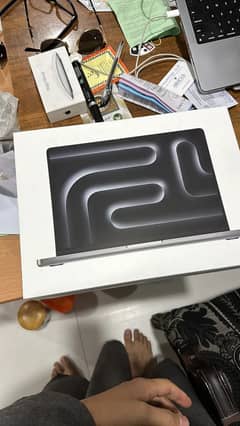 Macbook Pro M2 Pro 16gb /1 TB - SG - MPHF3LL New USA seal pack
