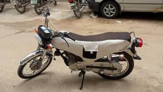 Honda 125 10/10 condition 2016 modle