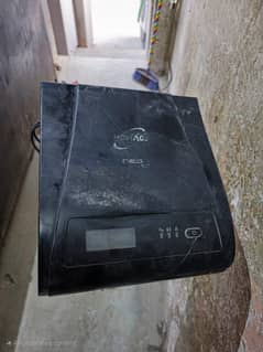  Home Age UPS for Sale – Excellent Condition! 