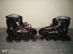 Four wheels skating shoes