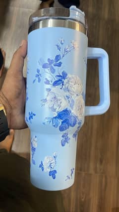 Flowers printed tumbler