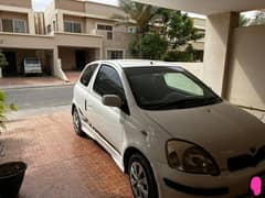 vitz two door