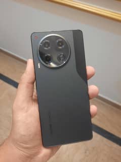 TECNO CAMON 30 256 GB + 12GB WITH BOX