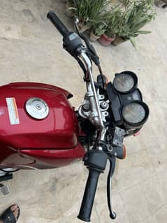 Yamaha Ybr 125G Red Color