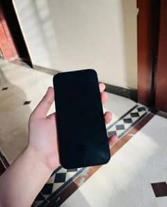 13 pro max FU 256 GB with charger