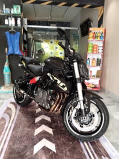Benelli TNT 600i