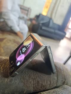 samsung galaxy flip5 8gb 256gb non pta 10by10 esim usehoni 03444596830